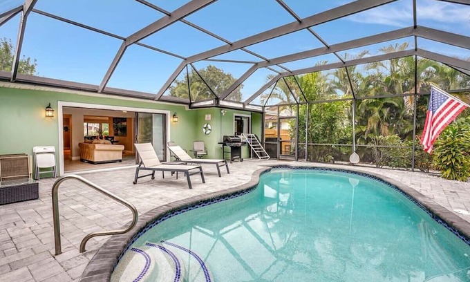 McGregor Casa | Heated Pool Home Close to Historic Ft Myers