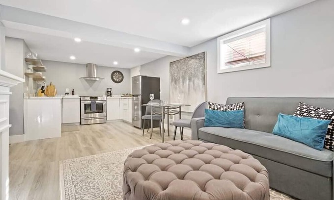 Terra Nova Apartamento | Cozy Cove for 2 close to amenities!