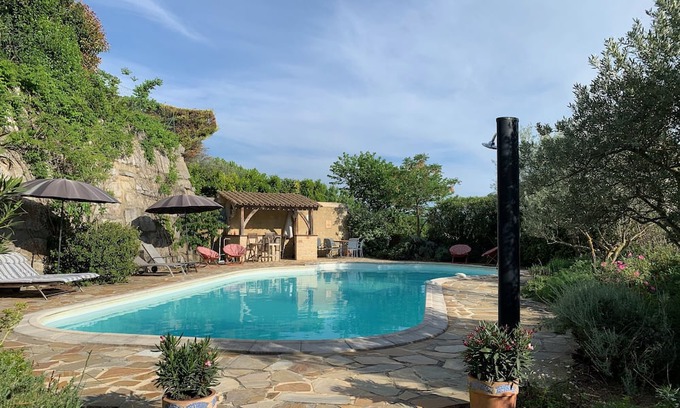 Saint-Sauveur-de-Cruzieres Cabaña | LA PATISSERIE with private terrace and barbecue/shared pool