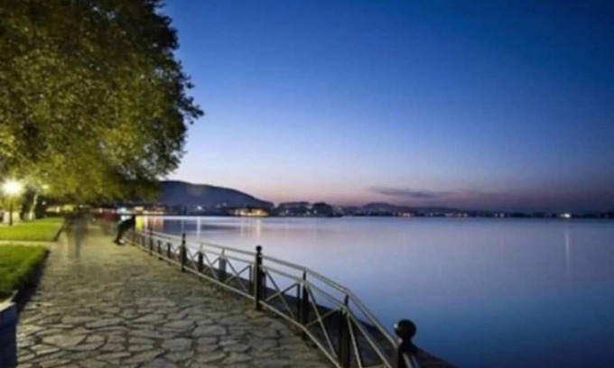 Ioannina Apartamento | View lake attic in Ioannina