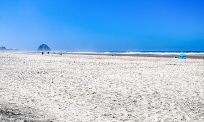 Tierra Del Mar Casa | Cool, Compact Container Home is an Easy Walk to Beautiful Tierra del Mar Beach!