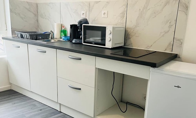 Maubeuge Apartamento | Studio Hyper-centre Tout équipé