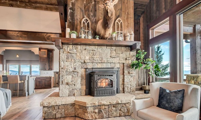 Stagecoach Estates Casa | Park City home close to skiing, shopping, snowmobiling, Sundance and Main Street
