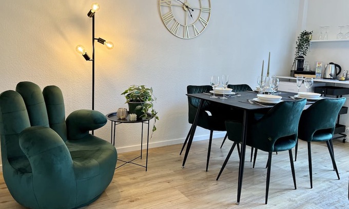 Bedingrade Apartamento | Ruhiges Apartment mit Balkon - Küche - Smarttv