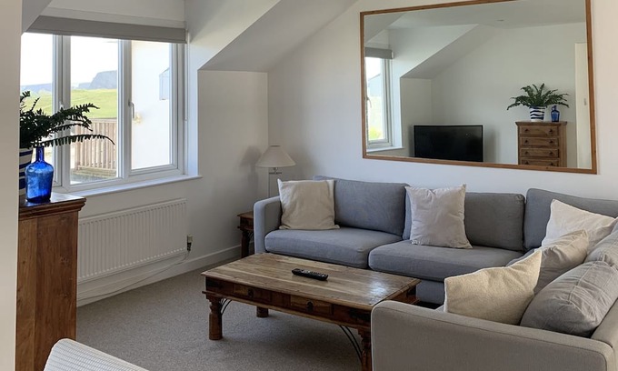 Lusty Glaze Casa | Modern beach house with ocean views, pets more than welcome!
