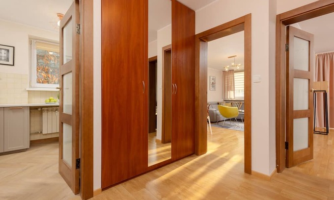 Saska Kepa Apartamento | Saska Kępa Apartment by Renters
