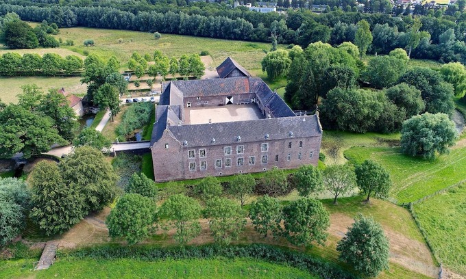 Schinnen Otro | Holiday apartment Schinnen for 8 - 28 persons with 14 bedrooms - Castle