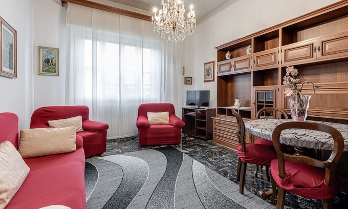 Peretola Apartamento | Apartment 'Firenze' with Shared Garden and Wi-Fi