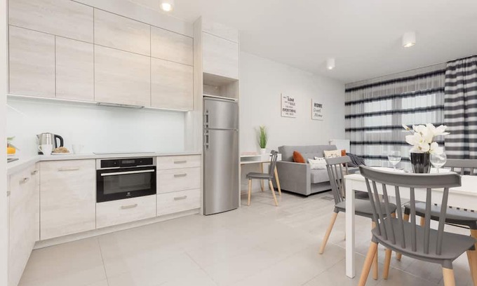 Bemowo Apartamento | Lazurowa Warsaw & Parking by Renters