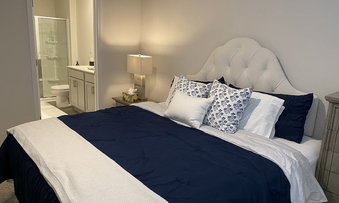 Arcadia Casa | Newly built beautiful cozy townhouse. Spacious enough to easily accommodate 4.