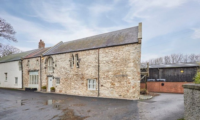 Peterlee Casa | Host & Stay | The Hayloft