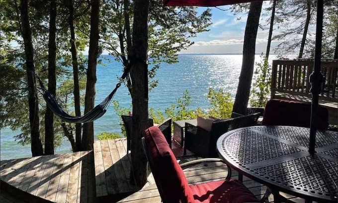 Beaver Island Casa | Bungalow Wicklow Lake Michigan Beaver Island House