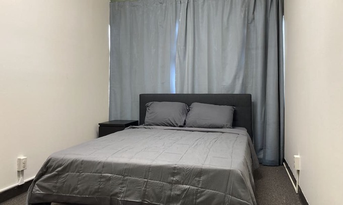 East Pasadena Apartamento | One-story 4 bedrooms, 1.5 bathrooms in Pasadena