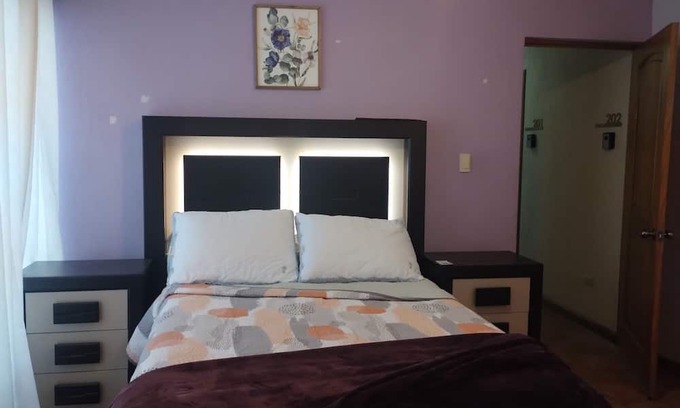San Lucas Sacatepequez Casa | Bella Habitación en Hacienda Santo Domingo, San Lucas Sacatepéquez