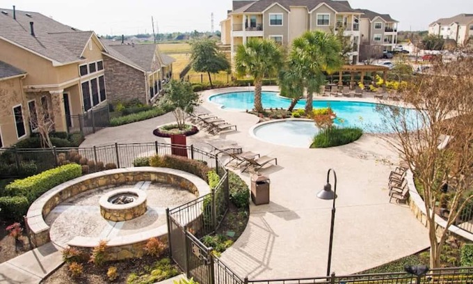 Stafford Apartamento | A 1-bedroom apartment in a peaceful area minutes to Sugar Land/ Hwys
