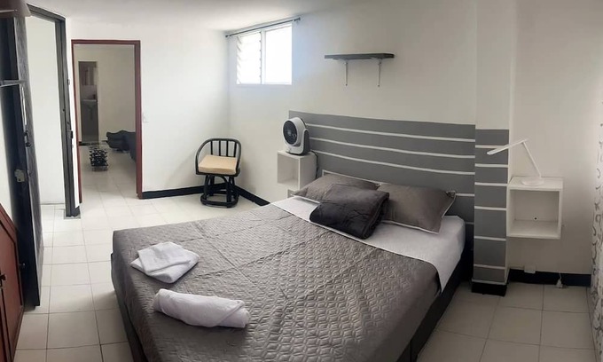 Pereira Apartamento | Cómodo Apartaestudio Central con Vistas a las Montañas