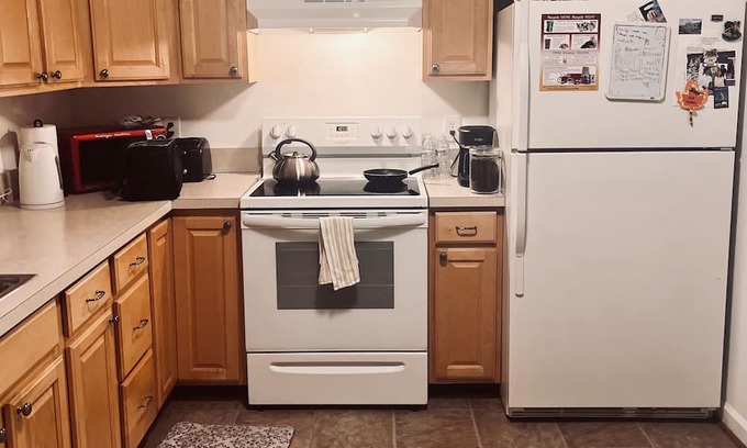 West Laurel Casa | Cozy home away from home.