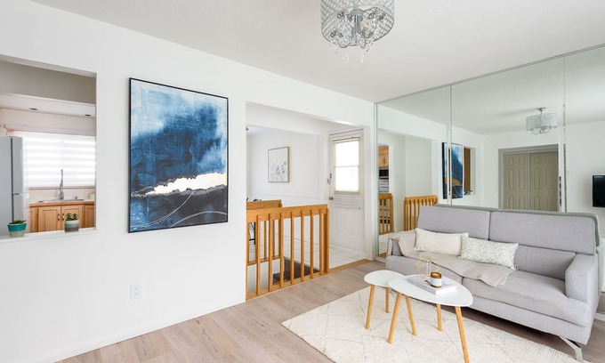 Brossard Casa | Our charming house offers an unparalleled experience
