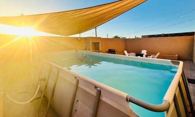 Primera Sección Villa | Casa Del Mar: A/C, Pool, WiFi, 4 Mins to Malecón
