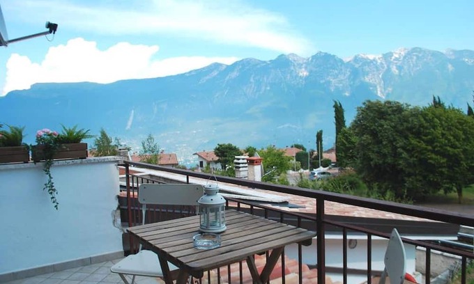 Prabione Apartamento | Apartment 'Bijoux' with Lake View, Balcony and Wi-Fi