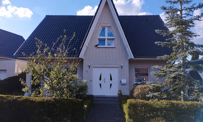 Wolfsburg Apartamento | Ferienwohnung mit 85m2. Für 2 Erwachsene und 2 Kinder