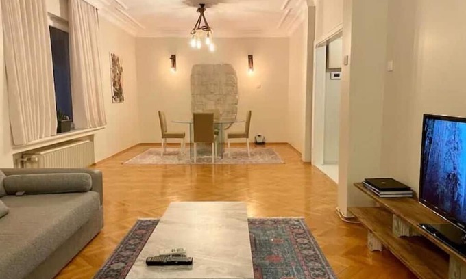 Nisantasi Apartamento | Chic Flat in Nisantasi