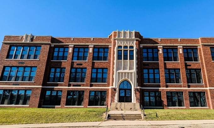 Mayville Condominio | Historic School Condo Unit in the Heart of Horicon Marsh