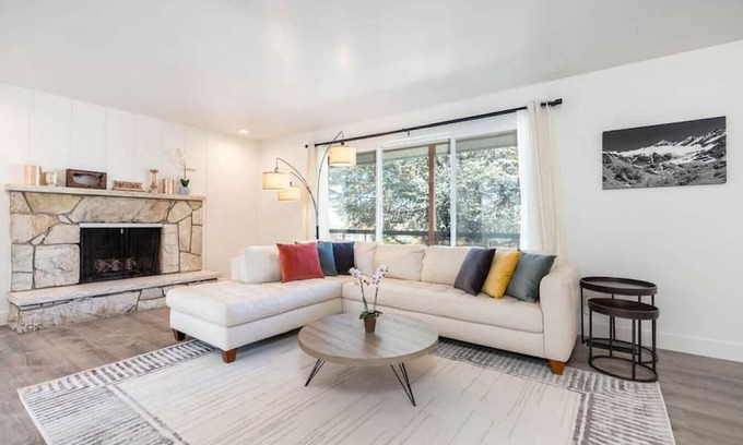 Cottonwood Heights Casa | Prvt Hot Tub, Close to Resorts!