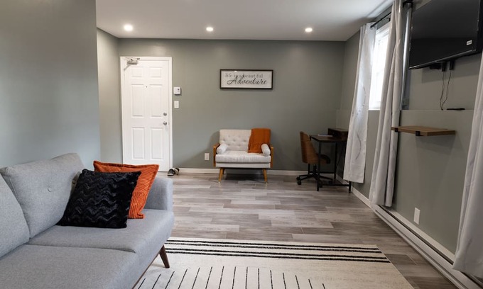 Kemptville Apartamento | Newly Renovated 2bed/1bath Apartment / Cozy&Clean