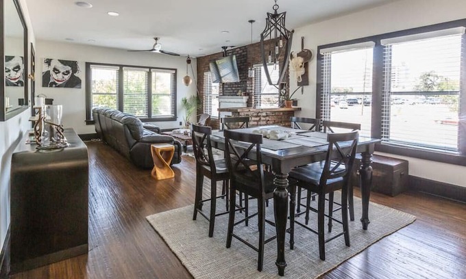Maple Ridge Apartamento | Bison Flat - Redefined Urban Luxury