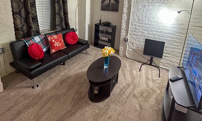 Downtown Richmond Apartamento | The Sweet Spot w/City view/2bd 2bth/Parking/near VCU