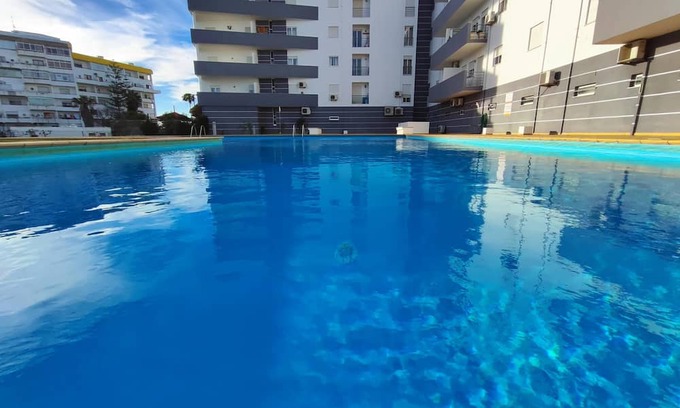 Montechoro Apartamento | Albufeira Vintage Apartment With Pool by Homing