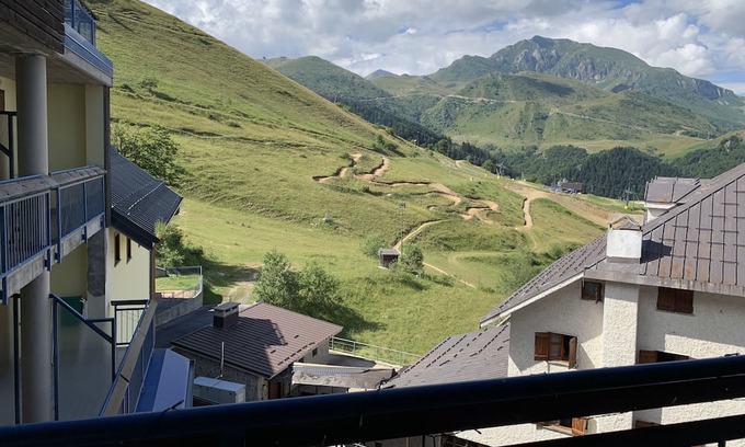 Prato Nevoso Apartamento | Studio Apartment 'Plain Soleil Ski Home' with Balcony