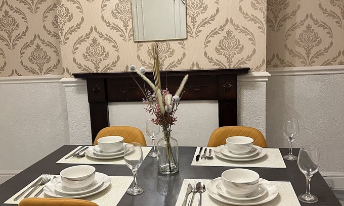 Liverpool Casa | Spacious 3 bedroom house close to Anfield and Liverpool Lime Street station