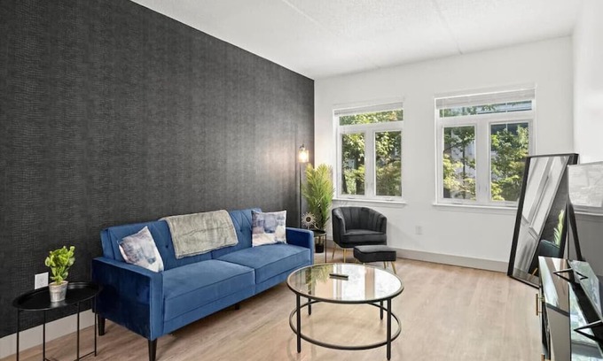 Charlotte Center City Apartamento | Spacious Apt w/Pool Table
