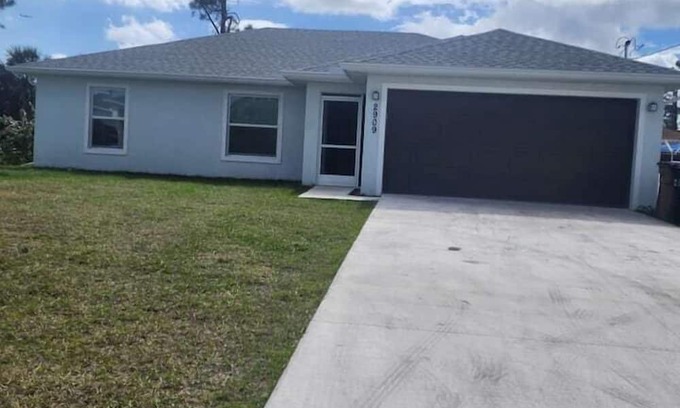 Harris Apartamento | 3 Bedroom 747918 by Houzlet