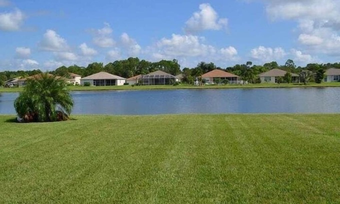 Gifford Apartamento | 3 Bedroom 738008 by Houzlet