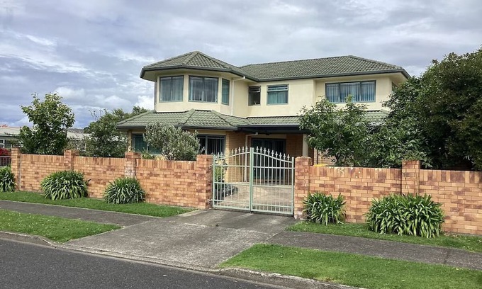 Whakatane Casa | The Palms.