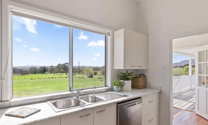 Verona Otro | Charming Farmhouse
