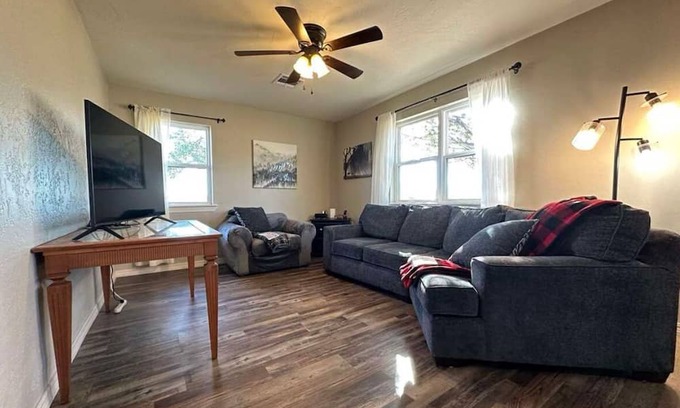 Ponca City Casa | The Farm Annex