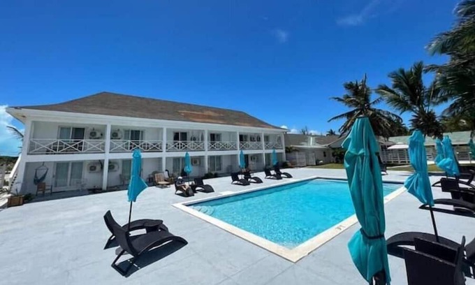 Tar Bay Apartamento | Conch suite Ocean front Exuma Palms Resort