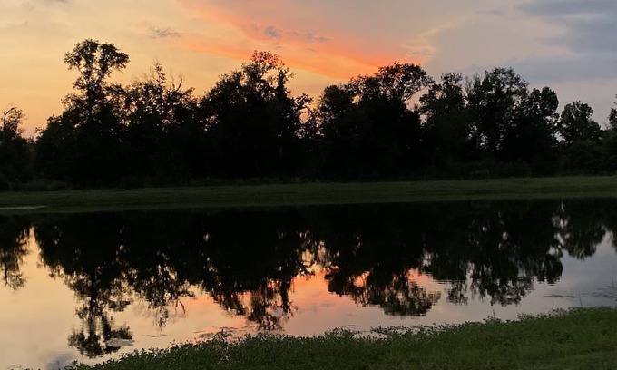DeRidder Cabina | The Lil Red Barn