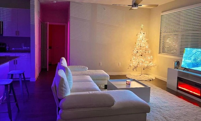 Willow Meadows/Willowbend Area Apartamento | Luxury Apartment Near NRG Stadium!