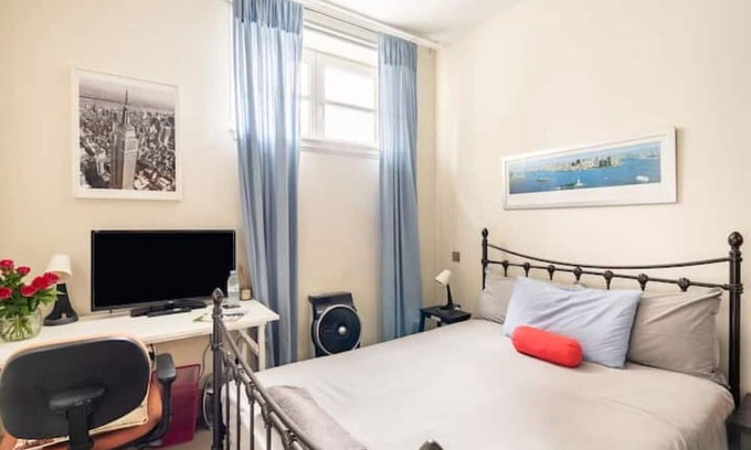 North Richmond Casa | Perfect Richmond Super Host. Three Private Rooms.