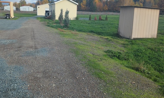Redwood Cabaña | Cozy cottage in country setting close to town, amenities and Rogue College.