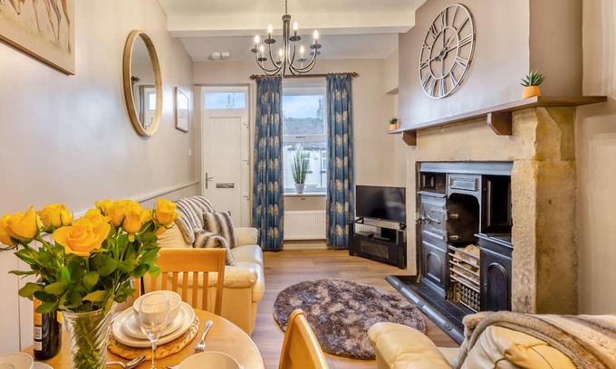 Oakworth Cabaña | 2 bedroom accommodation in Oakworth, near Keighley