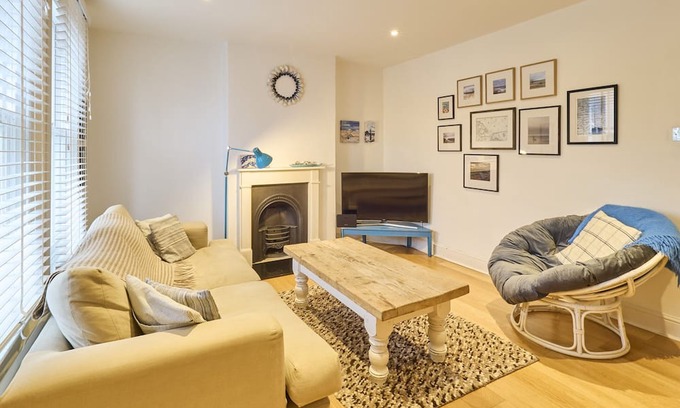 Whitstable Apartamento | Host & Stay | Sail Away