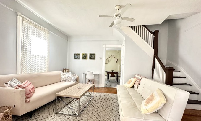 Queens Casa | Charming two bedroom monthly rental in the heart of Rockaway Beach!