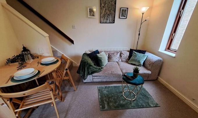 Walton Casa | Lovely 1-Bed House in Milton Keynes