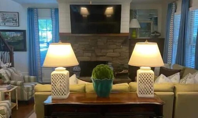 Reynolds Landing Cabaña | The Masters Country Cottage